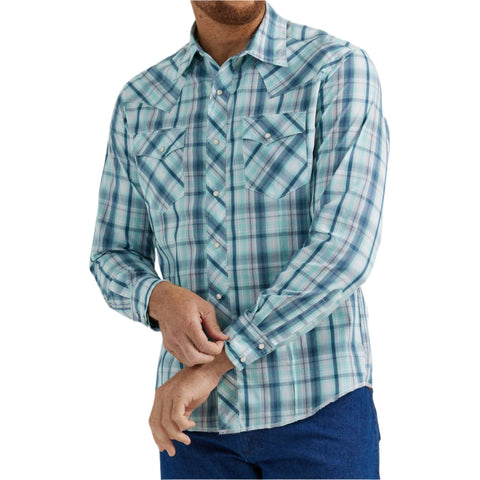 Wrangler Men's Mint & Navy Plaid Snap Shirt