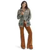 Women's Wrangler Retro Boyfriend Western Snap Shirt in Sage