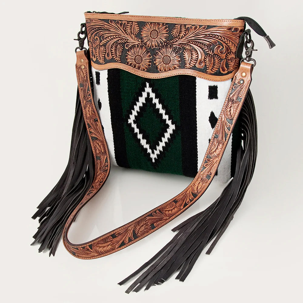 American Darling Conceal Carry Black & White Cowhide Cactus Purse – Western  Edge, Ltd.