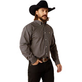 Ariat Men's Wrinkle Free Fields Classic Fit Button-Down Shirt