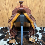 Front view of gullet and saddle horn