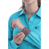 Cinch Women's Turquoise Long Sleeve