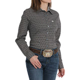 Cinch Women's Geometric Print Button Down Long Sleeve