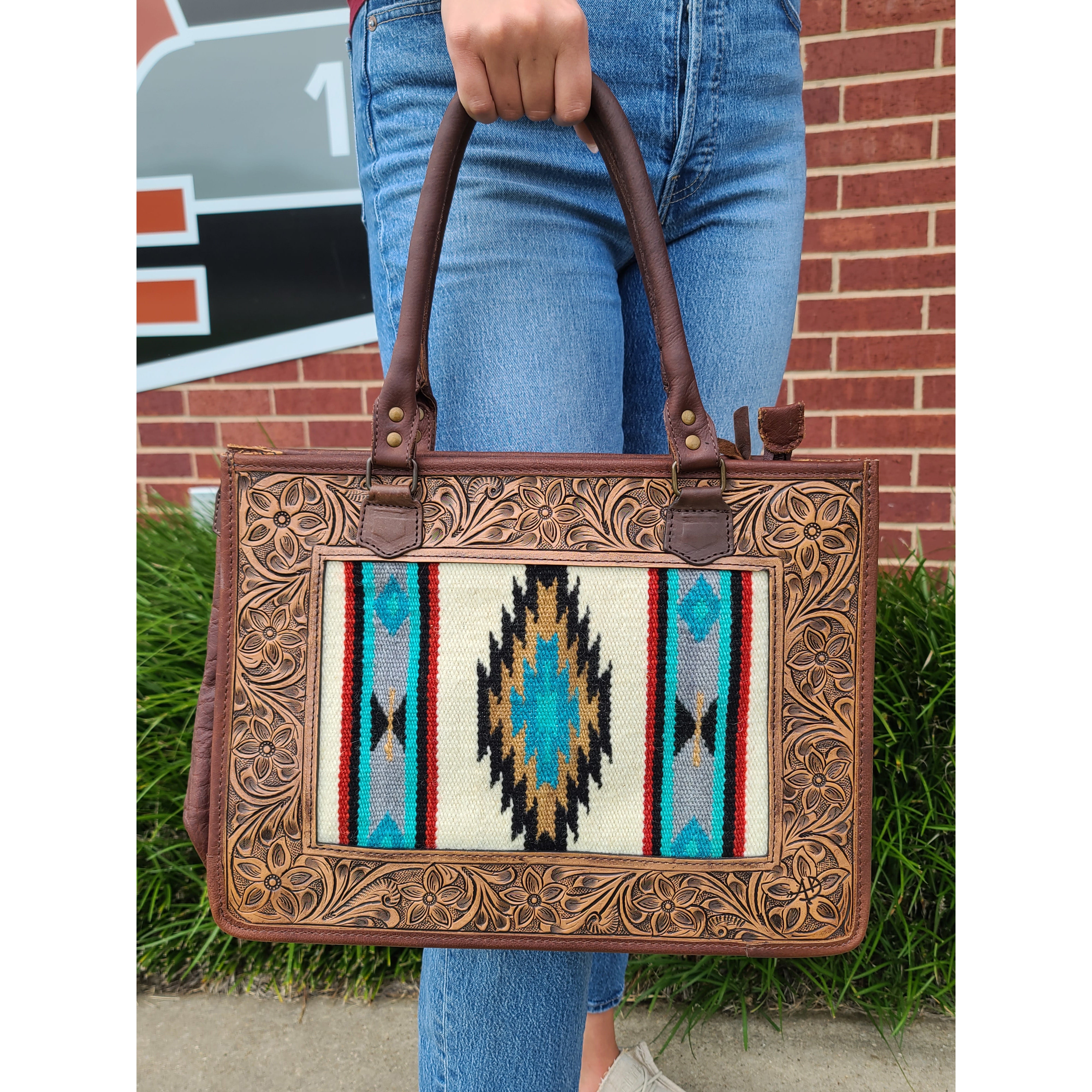 Blue White Aztec Purse Strap – Darling State of Mind