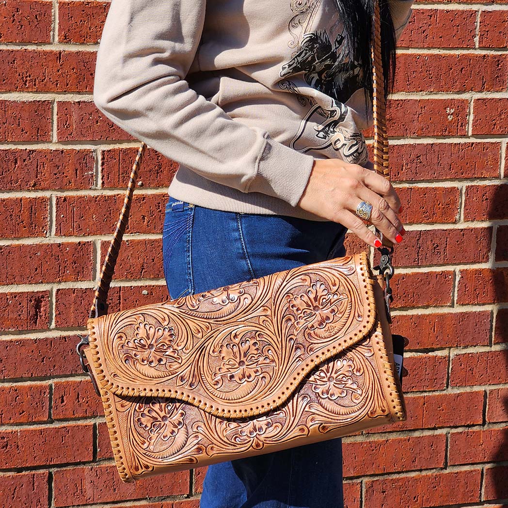 American Darling Flower Tooled Envelope Crossbody – Western Edge, Ltd.