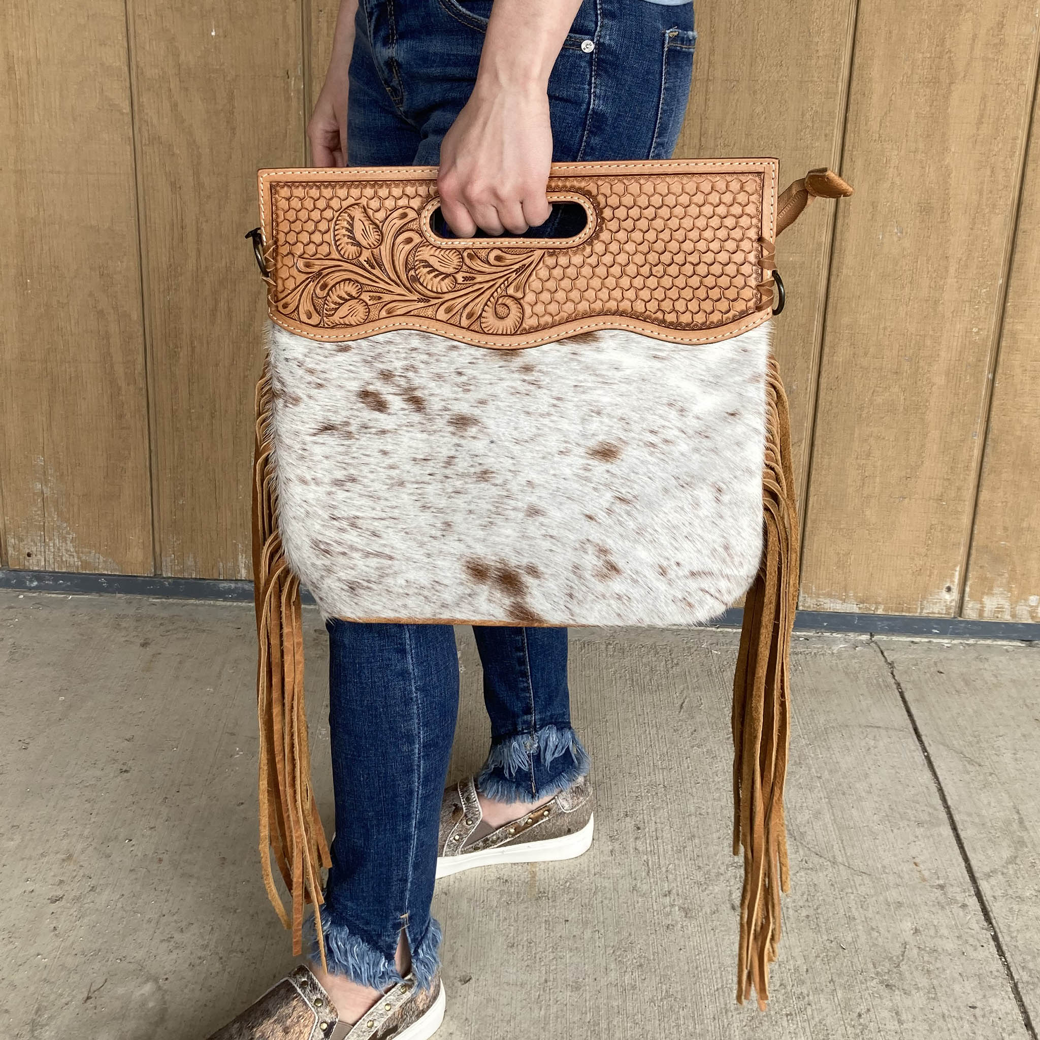 American Darling Cowhide/Fringe Purse – Western Edge, Ltd.